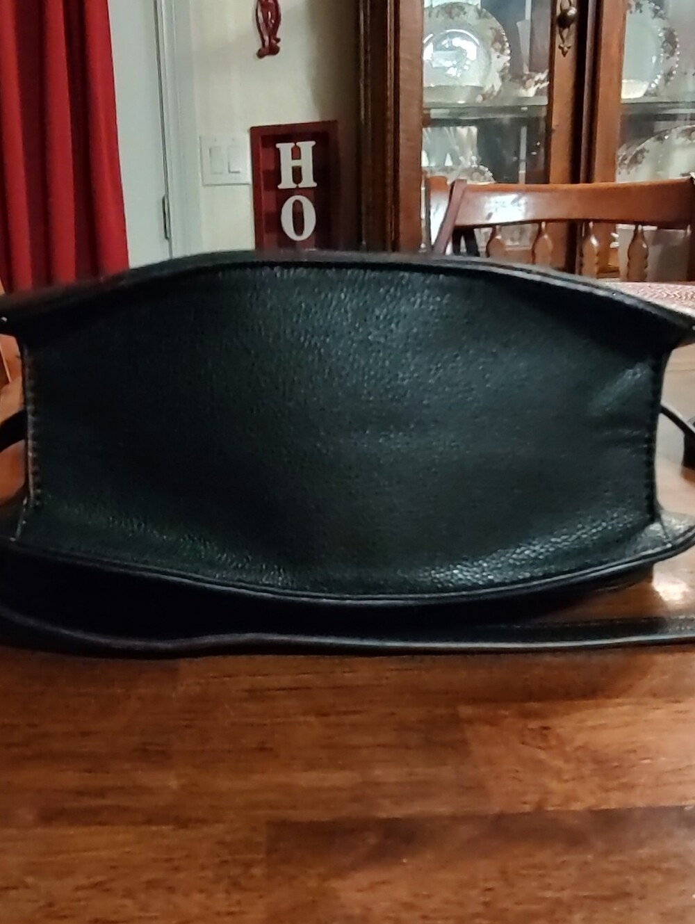 Betsey Johnson Black Leather Crossbody Saddle Bag - Picture 4 of 13